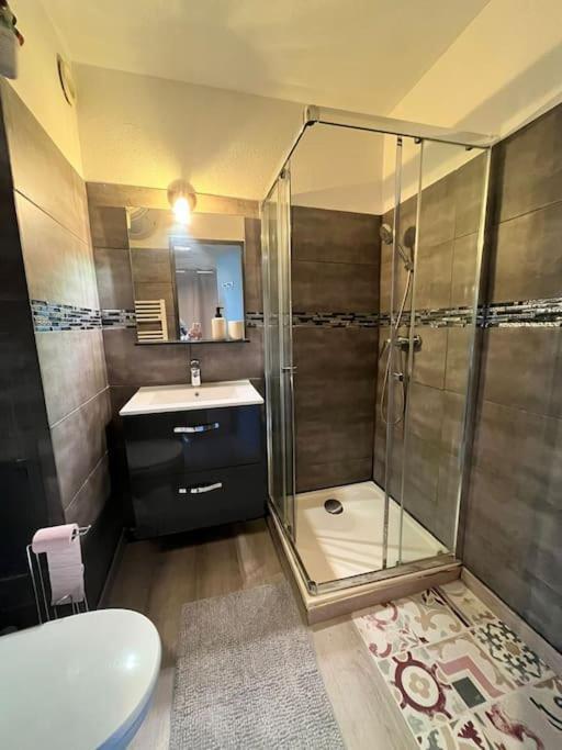 Studio La Baie Des Anges Appartamento La Ciotat Esterno foto
