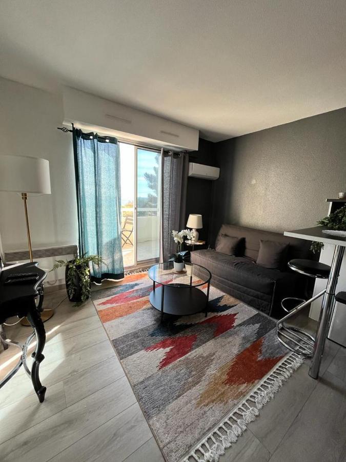 Studio La Baie Des Anges Appartamento La Ciotat Esterno foto